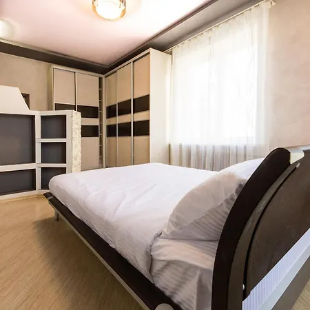 Paris Готель Київ